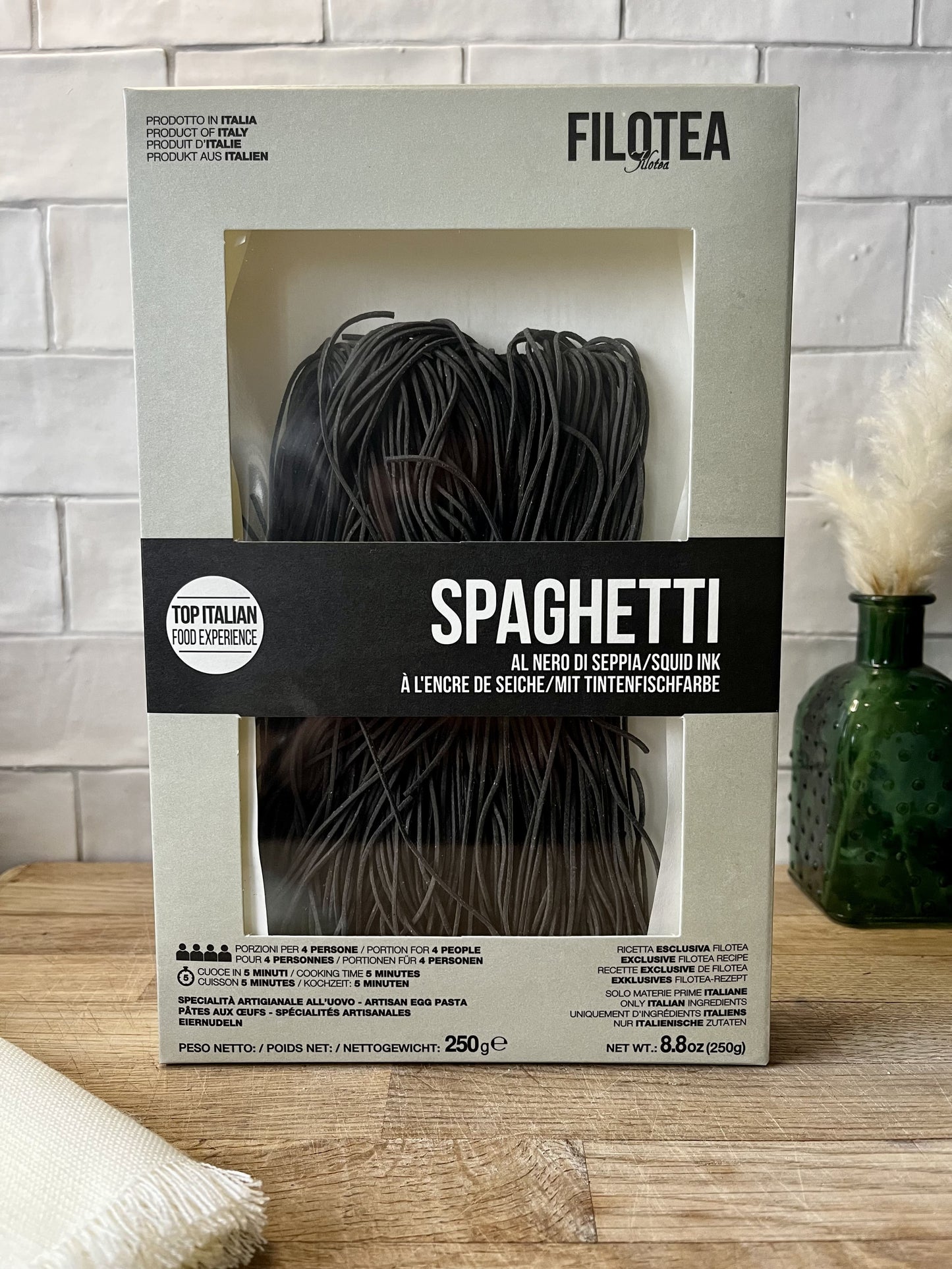 Spaghetti à l'Encre de Seiche Filotea